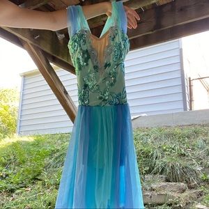 Dance costume